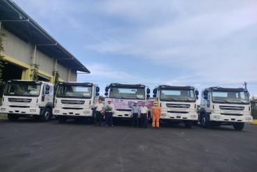 Đô Thành Đà Nẵng bàn giao 5 xe Daewoo CL4TF cho Công ty Cảng Đà Nẵng