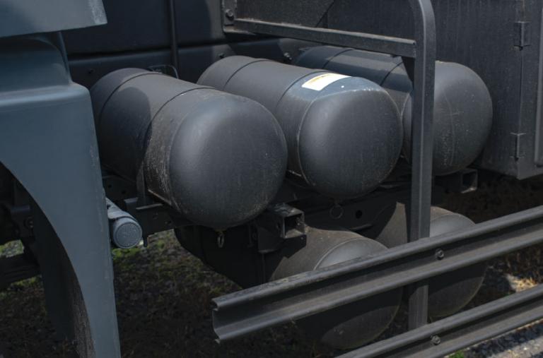 Five compressed air tank